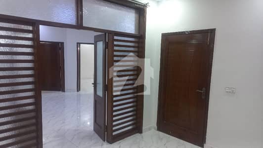 10 MARLA LIKE A BRAND NEW LUXURY GOOD CONDITION EXCELLENT FACING PARK UPPER PORTION HOUSE FOR RENT IN OVERSEAS B BLOCK BAHRIA TOWN LAHORE
