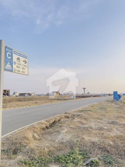 Top Location BB Block 5 Marla Plot - Reasonable Price Top Location BB Block 5 Marla Plot - Reasonable Price