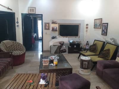 5 Bedroom 5 Bathroom 2TV Lounge 2 Kitchen Beautiful House Near Park Masjid And Maine Road