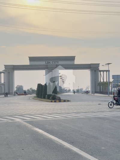 Urgent Sale | 1 Kanal Plot In G Block - Ideal For House &Amp; Investment Near To Chenab Road