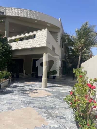 1000 Sq Yrd Bungalow Available For Sale In Dha Phase 7