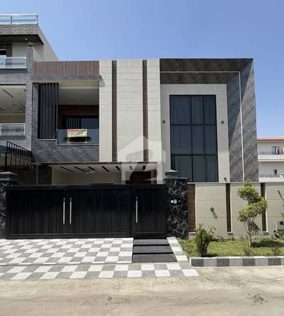 10 Marla Brand New House For Sale