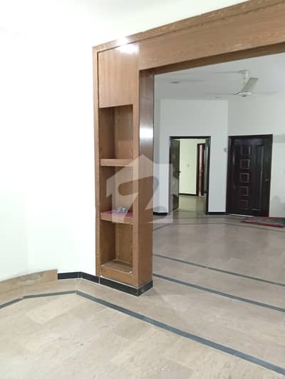 10 Marla Upper Portion Available For Rent