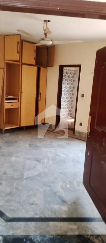 10 Marla Beautiful Upper Portion For Rent Allama Iqbal Town Lahore