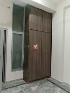 2 Bed Flat For Rent In Wakeel Colony For Family Electricity Gas Available Water Tanker