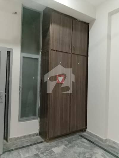 2 Bed Flat For Rent In Wakeel Colony For Family Electricity Gas Available Water Tanker