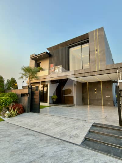 1 KANAL BRAND NEW MODERN HOUSE FOR SALE
