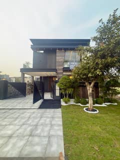 10 Marla Brand New Super Luxury Modern House For Sale