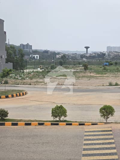 16 Marla Plot On Prime Location Of DHA 1