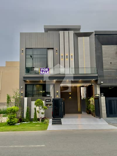 5 MARLA BRAND NEW SUPER LUXURY HOUSE FOR SALE
