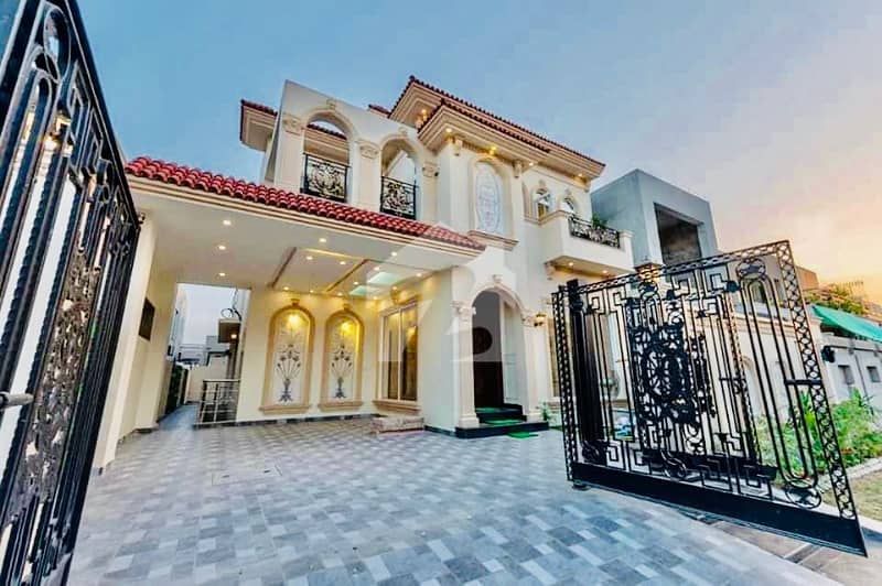 5 MARLA ULTRA LUXURY HOUSE FOR SALE 5 MARLA ULTRA LUXURY HOUSE FOR SALE
