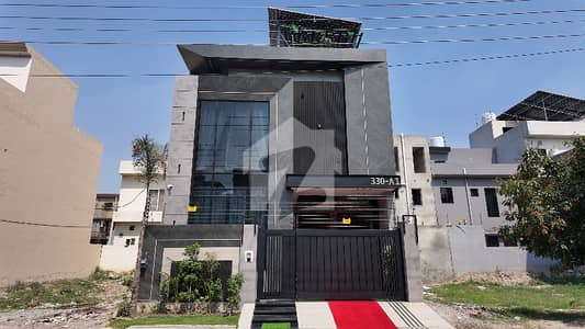 Looking For A Prime Location House In Lahore