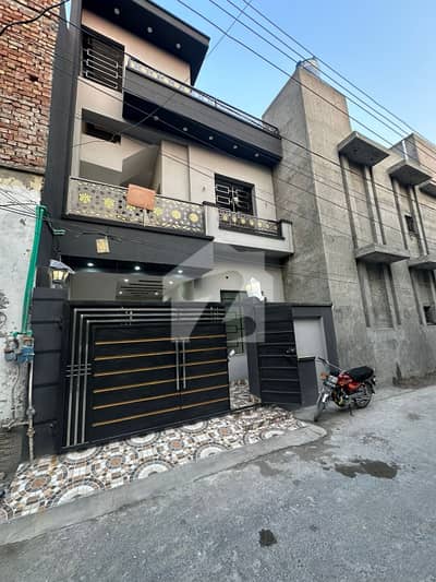 4 MARLA BRAND NEW HOUSE FOR SALE HOT LOCATION