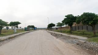 46 Marla Plot For Sale In Club City