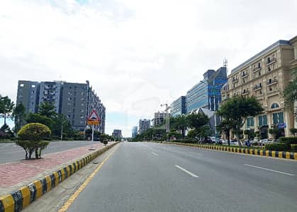 RESIDENTIAL DEVELOP PLOT IN GULBERG RESIDENCIA - A EXECUTIVE