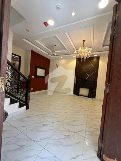 5 Marla Beautiful House For Rent In DHA 9 Town - Near Park And Commercial Area