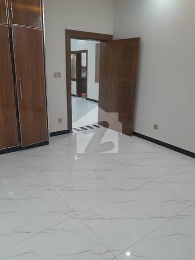 10 Marla House For Rent