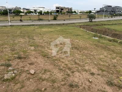 بحریہ ٹاؤن فیز 8 ۔ بلاک جی بحریہ ٹاؤن فیز 8,بحریہ ٹاؤن راولپنڈی,راولپنڈی میں 10 مرلہ رہائشی پلاٹ 58.0 لاکھ میں برائے فروخت۔