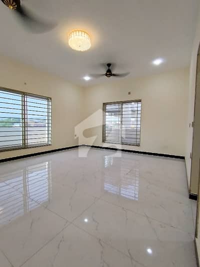 50*90 Super Elegant Ground Portion For Rent G-13 Islamabad