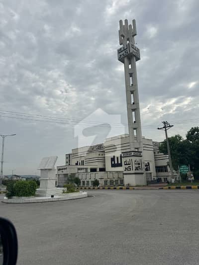 ایم پی سی ایچ ایس - بلاک جی ایم پی سی ایچ ایس ۔ ملٹی گارڈنز,بی ۔ 17,اسلام آباد میں 1 کنال رہائشی پلاٹ 1.3 کروڑ میں برائے فروخت۔