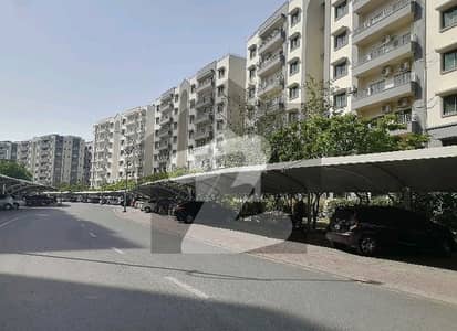 Rent A Centrally Located 10 Marla Flat In Askari 11 - Sector B Apartments