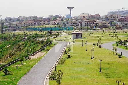 ڈی ایچ اے ڈیفینس فیز 2 ڈی ایچ اے ڈیفینس,اسلام آباد میں 10 مرلہ رہائشی پلاٹ 3.0 کروڑ میں برائے فروخت۔
