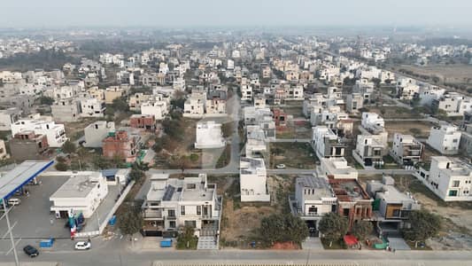 ڈی ایچ اے 9 ٹاؤن ۔ بلاک ڈی ڈی ایچ اے 9 ٹاؤن,ڈیفنس (ڈی ایچ اے),لاہور میں 5 مرلہ رہائشی پلاٹ 1.2 کروڑ میں برائے فروخت۔ ڈی ایچ اے 9 ٹاؤن ۔ بلاک ڈی ڈی ایچ اے 9 ٹاؤن,ڈیفنس (ڈی ایچ اے),لاہور میں 5 مرلہ رہائشی پلاٹ 1.2 کروڑ میں برائے فروخت۔