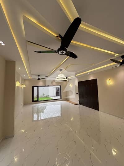 500 Yards House for Sale DHA Phase 6