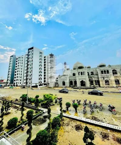 Brand New 4 Beds 12 Marla Ideal Location Apartment For Rent In Askari 10 Lahore.