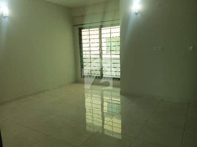 Brand New 3 Beds 11 Marla Ideal Location Apartment For Rent In Sector B Askari 11 Lahore.