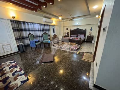 طارق روڈ کراچی میں 1 کنال Studio پینٹ ہاؤس 14.0 کروڑ میں برائے فروخت۔ طارق روڈ کراچی میں 1 کنال Studio پینٹ ہاؤس 14.0 کروڑ میں برائے فروخت۔