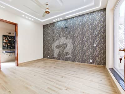 MIAN BROTHERS OFFER DEFENCE PHASE 4 TOP LOCATED 9 MARLA HOUSE WITH SPECIOUS 4 BEDROOMS FOR SALE ALMOST FINAL 5,80,00,000 {ORIGINAL PICTURES}