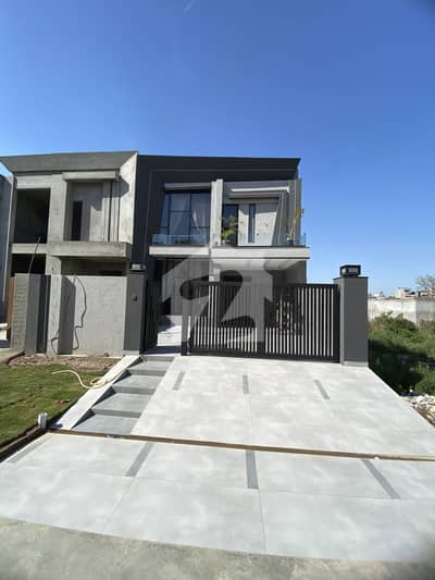 10 Marla Brand New House For Sale In Formanites Housing Scheme 10 Marla Brand New House For Sale In Formanites Housing Scheme