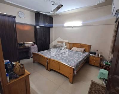 فیڈرل بی ایریا ۔ بلاک 11 فیڈرل بی ایریا,کراچی میں 5 کمروں کا 1 کنال مکان 10.5 کروڑ میں برائے فروخت۔