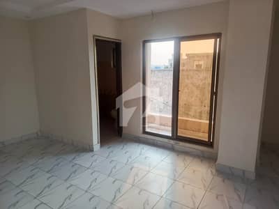 Perfect For Bachelors, Boys & Office. Rent This Stunning Flat