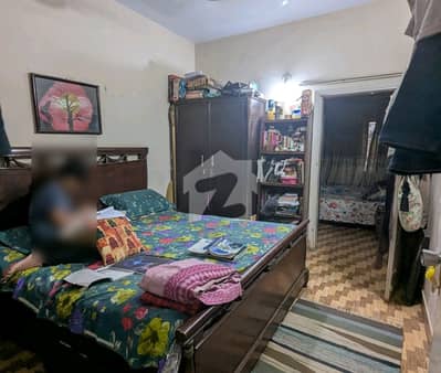 فیڈرل بی ایریا ۔ بلاک 11 فیڈرل بی ایریا,کراچی میں 5 کمروں کا 1 کنال مکان 11.0 کروڑ میں برائے فروخت۔