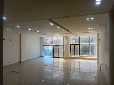 F-11 Markaz Islamabad Main Double Road Office Space 1000 Sq. Ft Available For Rent, It is unfurnished Space Reasonable Rent Demand,