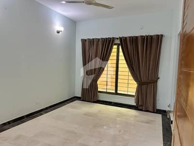 5 Marla Ground Floor For Rent