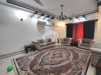 ای ۔ 11/2 ای ۔ 11,اسلام آباد میں 6 کمروں کا 16 مرلہ مکان 9.0 کروڑ میں برائے فروخت۔