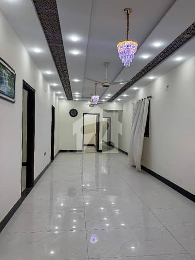 4 BED D/D FLAT AVAILABLE FOR RENT WITH CAR PARKING