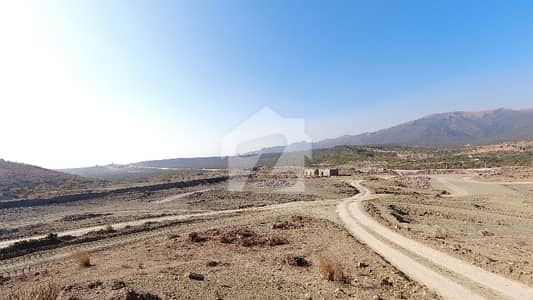 C-14 4500 Square Feet Residential Plot Up For Sale
