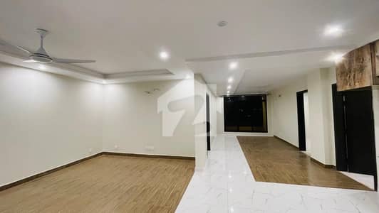 Beautiful New 3Bed Front Facing Corner Apartment Available For Sale In The Arch G-11