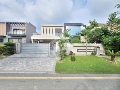 One Kanal Independent Modern Design Bungalow Near Wateen Chowk Top Location For Rent