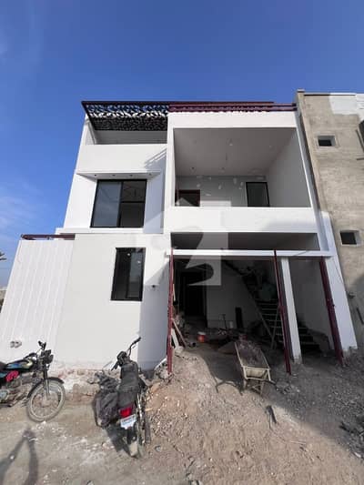 200 Sq Yards Modern Designed Bungalow For Sale   West Open