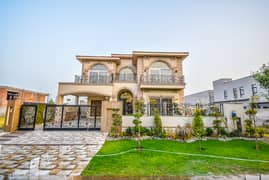 ڈی ایچ اے فیز 6 ڈیفنس (ڈی ایچ اے),لاہور میں 5 کمروں کا 1 کنال مکان 3.85 لاکھ میں کرایہ پر دستیاب ہے۔