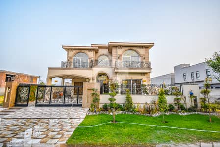 ڈی ایچ اے فیز 6 ڈیفنس (ڈی ایچ اے),لاہور میں 5 کمروں کا 1 کنال مکان 3.85 لاکھ میں کرایہ پر دستیاب ہے۔ ڈی ایچ اے فیز 6 ڈیفنس (ڈی ایچ اے),لاہور میں 5 کمروں کا 1 کنال مکان 3.85 لاکھ میں کرایہ پر دستیاب ہے۔