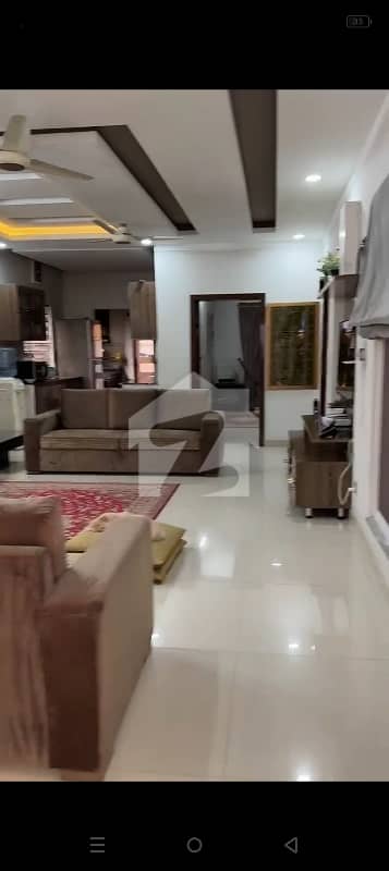 جی ۔ 10/2 جی ۔ 10,اسلام آباد میں 6 کمروں کا 10 مرلہ مکان 8.5 کروڑ میں برائے فروخت۔