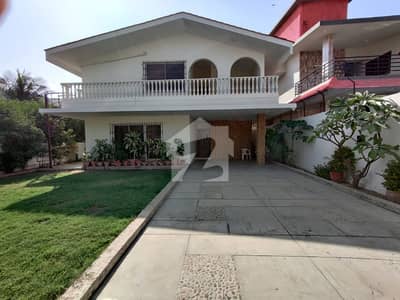 500 Yard Well Maintained Strong And Solid Banglow Is Available For Sale   4 Spacious Bedrooms With Drawing And Dinning