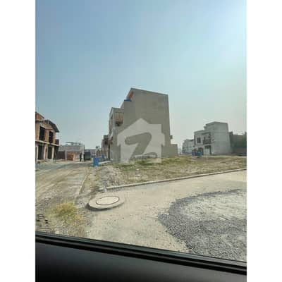 Corner 5 Marla Plot For Sale At Prime Location