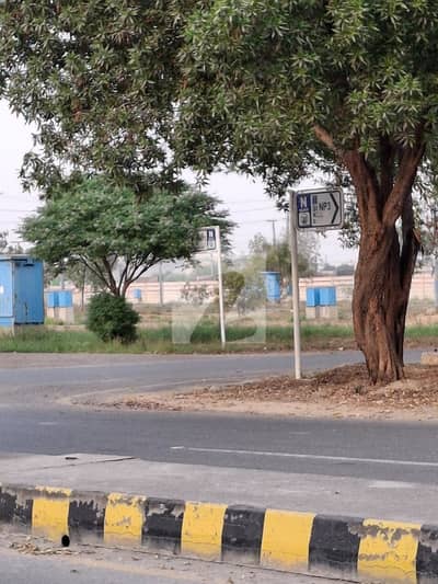 Near Gate And Carefor Commercial Plot For Sale